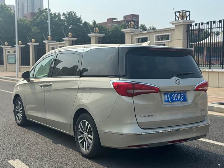 Buick GL8 ES 28T люкс V — фото 4
