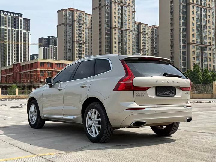 Volvo XC60 2021 T 5 4 WD — фото 7