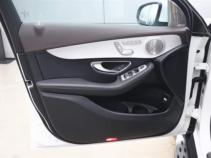 Mercedes-Benz GLC 2021 GLC 260 L 4 MATIC — фото 10