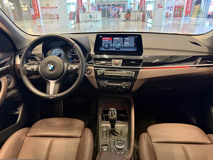 BMW X1 2022 s Drive 25 Li Leading — фото 10