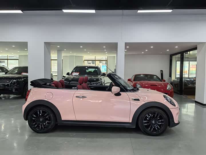 MINI Cabrio — фото 4