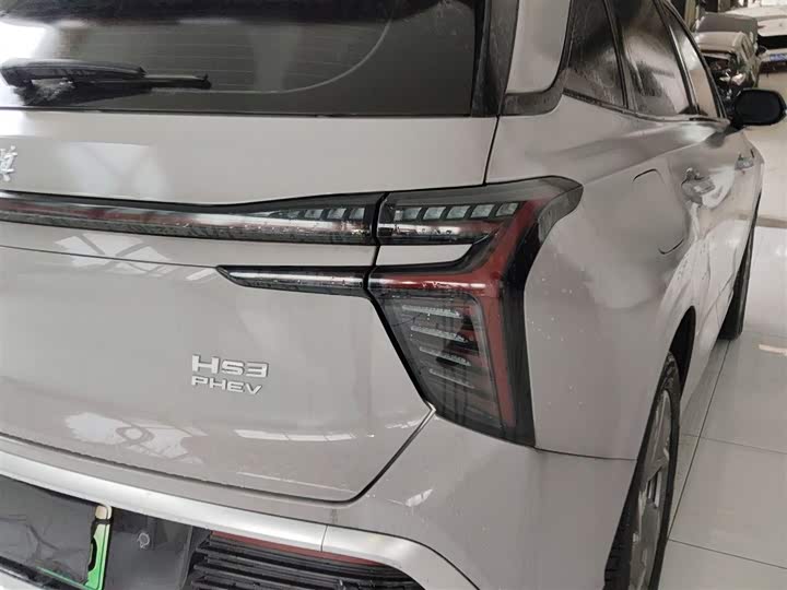 Hongqi HS3 PHEV 2024 115km — фото 8