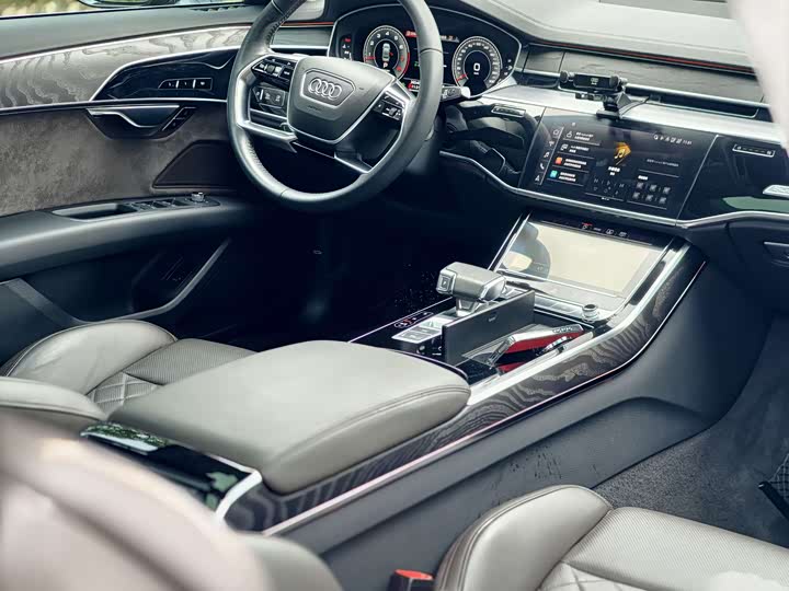 Audi A8 2021 A 8 L 50 TFSI quattro Comfort — фото 11