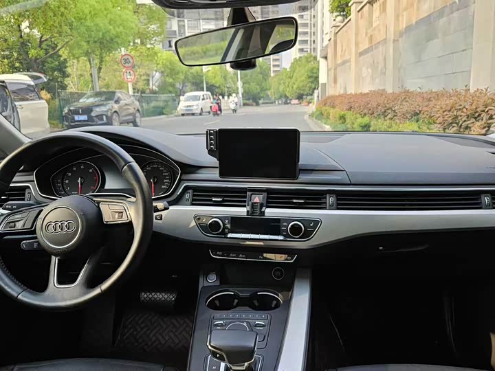 Audi A5 2017 Sportback 40 TFSI — фото 9