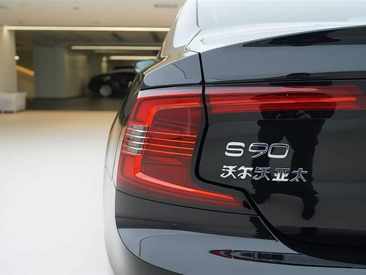 Volvo S90 Hybrid 2025 Hybrid 4 WD — фото 16