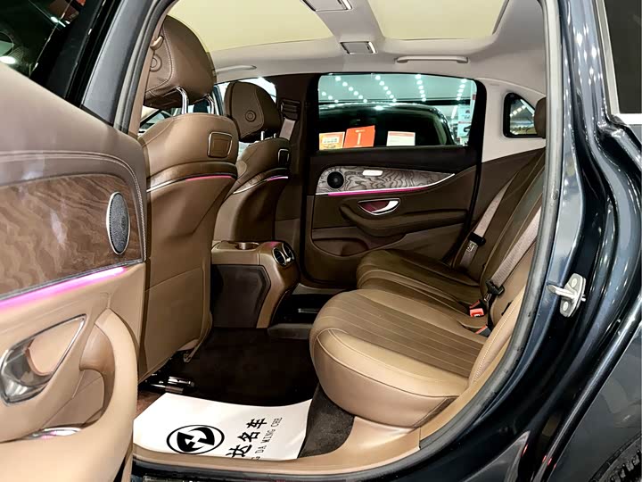 Mercedes-Benz E-Class 2016 E 300 L Luxury — фото 7