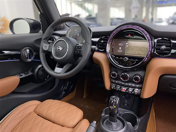 MINI Hatch — фото 15