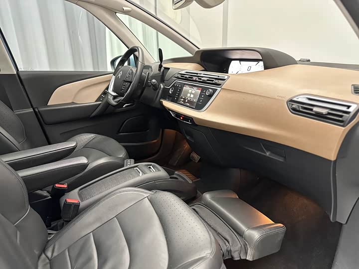 Citroen C4 PICASSO 2015 Grand 1.6 T Luxury 7 — фото 44