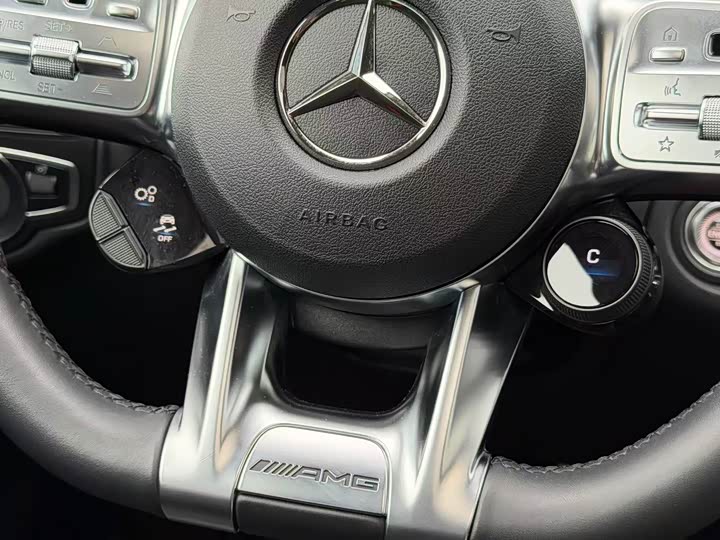 Mercedes-Benz GLC 2020 AMG GLC 63 4 MATIC+ SUV — фото 11
