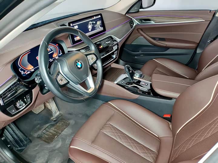 BMW 5-Series 2023 530 Li x Drive — фото 7