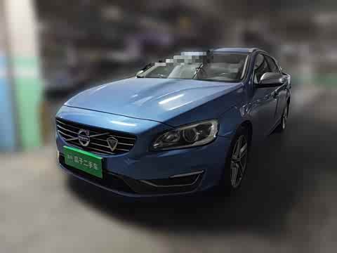 Volvo V60 2015 T 5 — фото 26