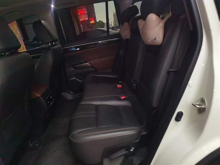 Trumpchi GS8 2017 320 T 2 WD ( ) — фото 17