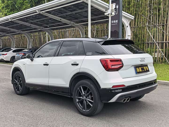 Audi Q2L 2021 35 TFSI — фото 14