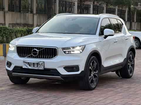 Volvo XC40 2021 T 4 WD — фото 22