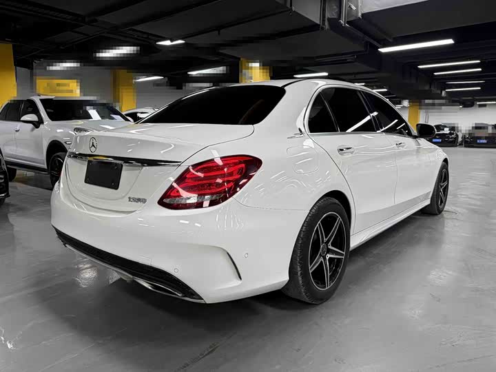 Mercedes-Benz C-Class — фото 11