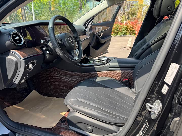 Mercedes-Benz E-Class 2016 E 300 L — фото 7