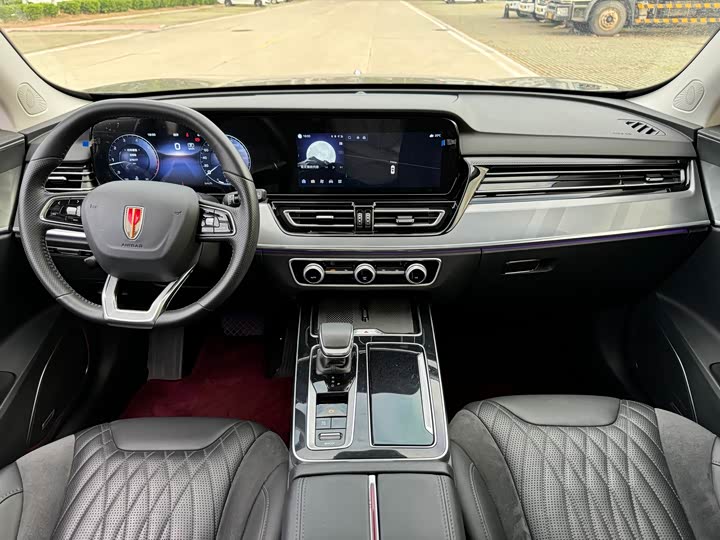 Hongqi HS5 2023 2.0 T 4 WD Pro — фото 6