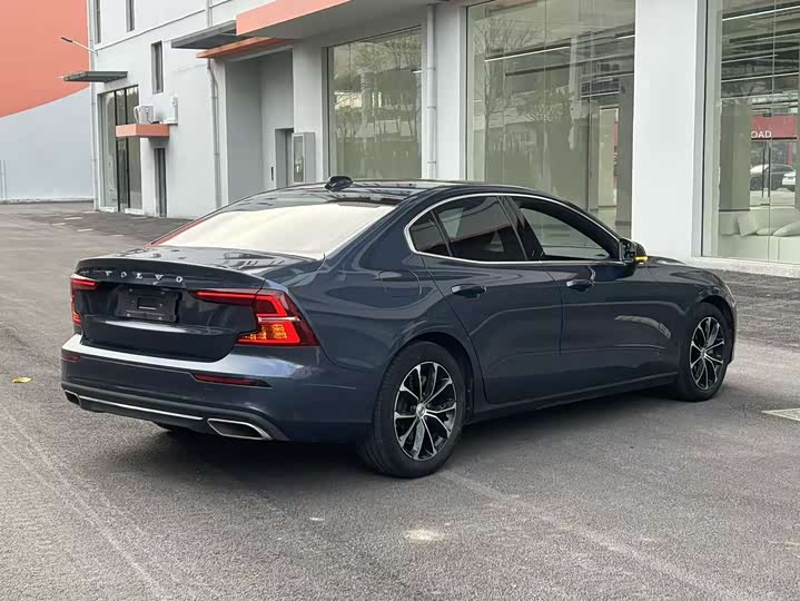 Volvo S60 2021 T 4 — фото 12