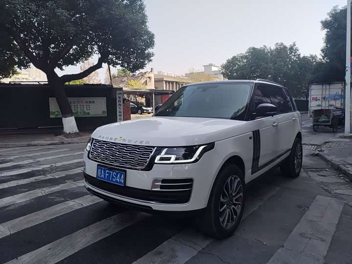 Land Rover Range Rover — фото 1