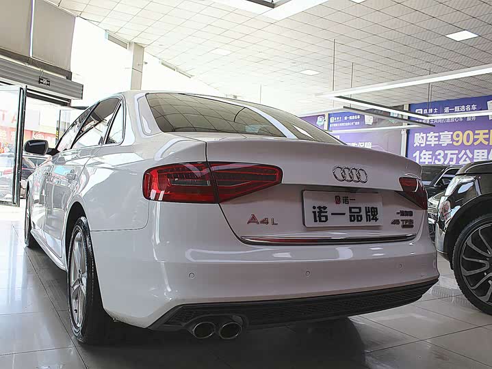 Audi A4L 2015 45 TFSI quattro Sport — фото 14