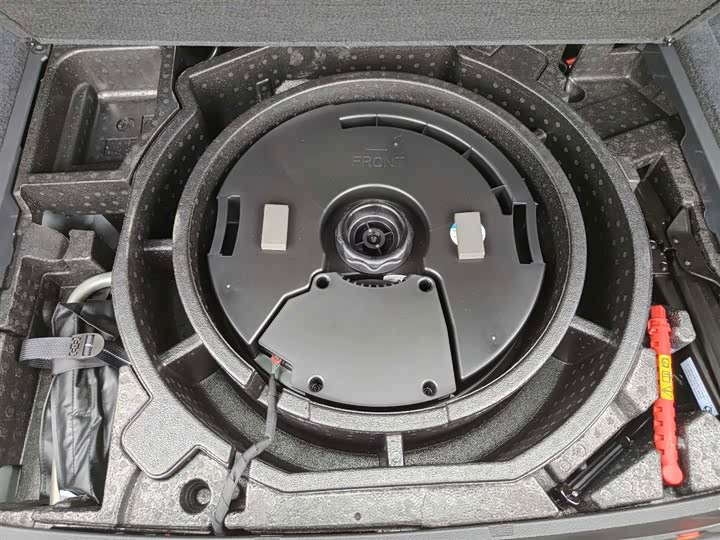 Audi Q5L 2025 45 TFSI — фото 8