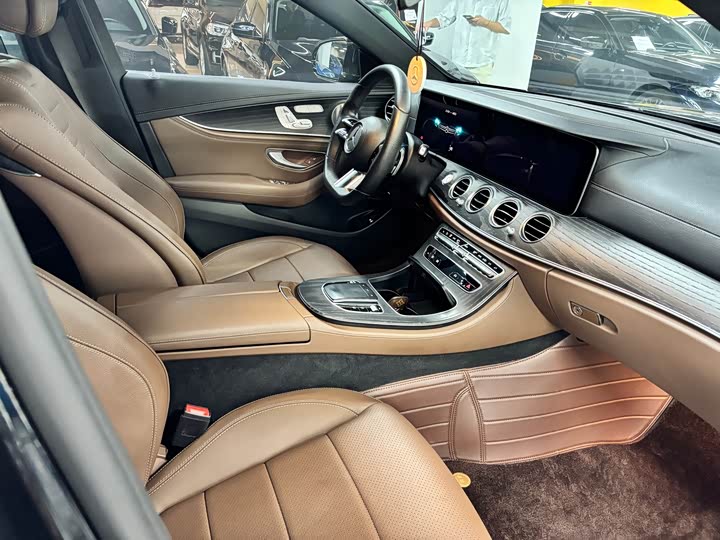 Mercedes-Benz E-Class E 300 L люкс — фото 5