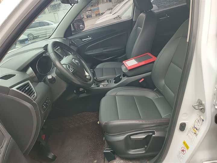 Changan CS75 2016 1.8 T ATElite V — фото 11