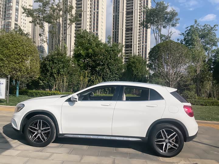 Mercedes-Benz GLA 2016 GLA 220 4 MATIC — фото 3
