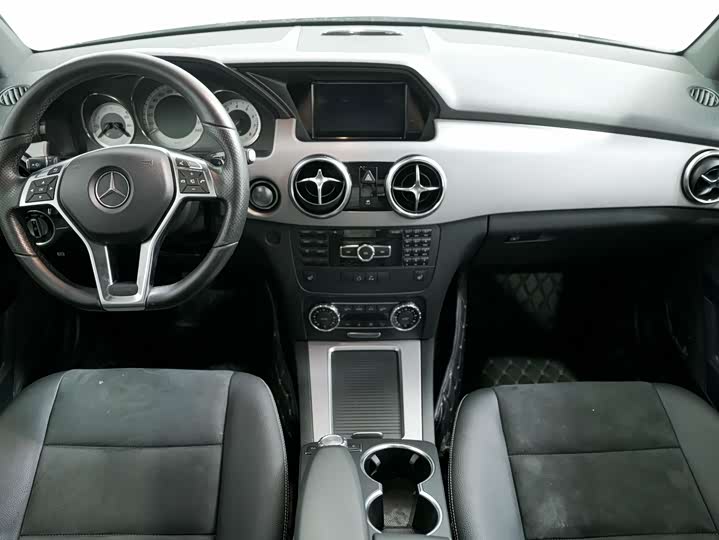 Mercedes-Benz GLK-Class 2015 GLK 300 4 MATIC — фото 4