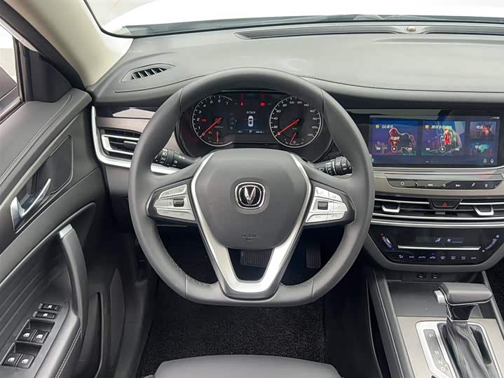 Changan CS35 PLUS 2019 1.4 T DCT — фото 7