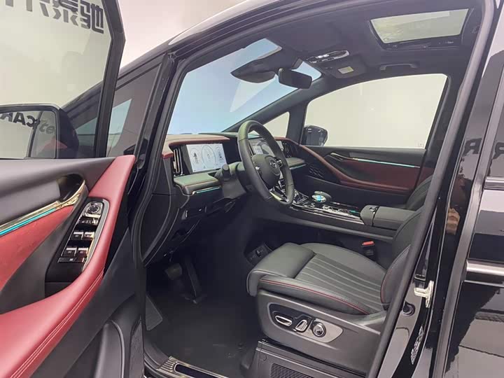 Trumpchi M8 2024 400 T — фото 18