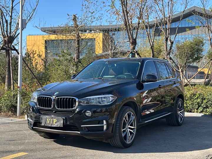 BMW X5 2017 x Drive 35i — фото 1