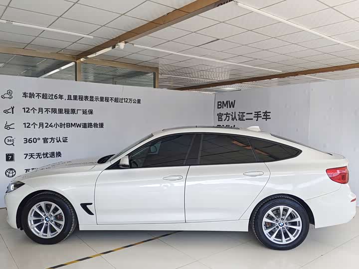 BMW 3-Series 2016 320i — фото 5