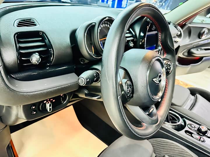 MINI Clubman — фото 19