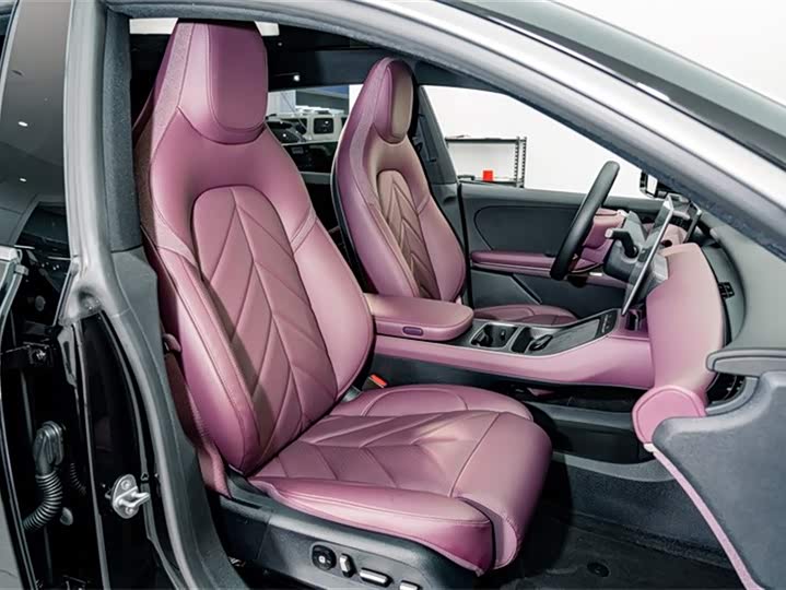 NIO ET5T 2025 75k Wh Touring — фото 19