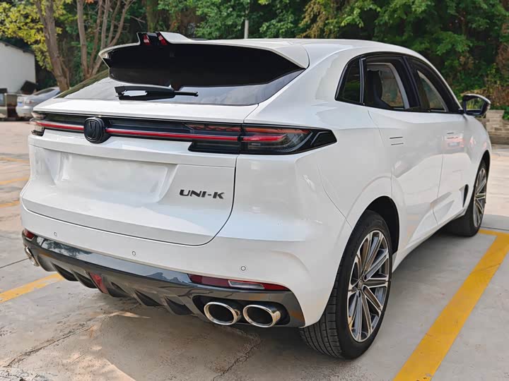 Changan UNI-K 2021 2.0 T Premium — фото 4