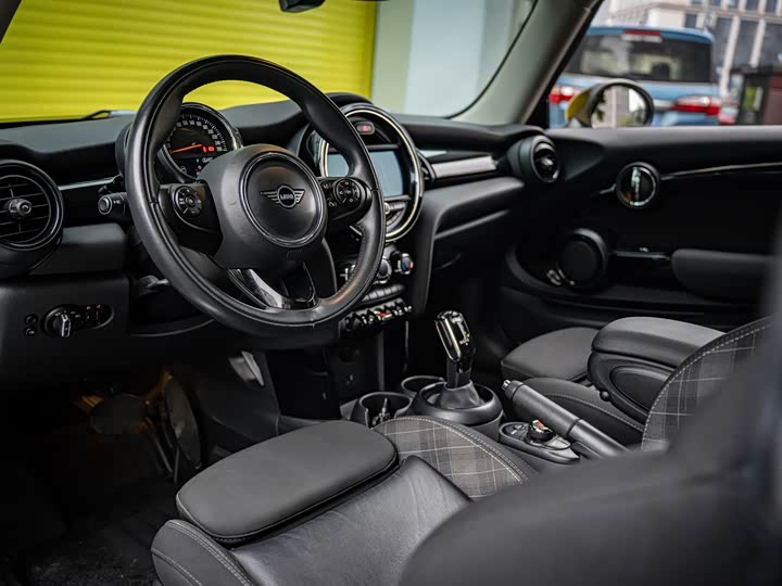 MINI Hatch — фото 19