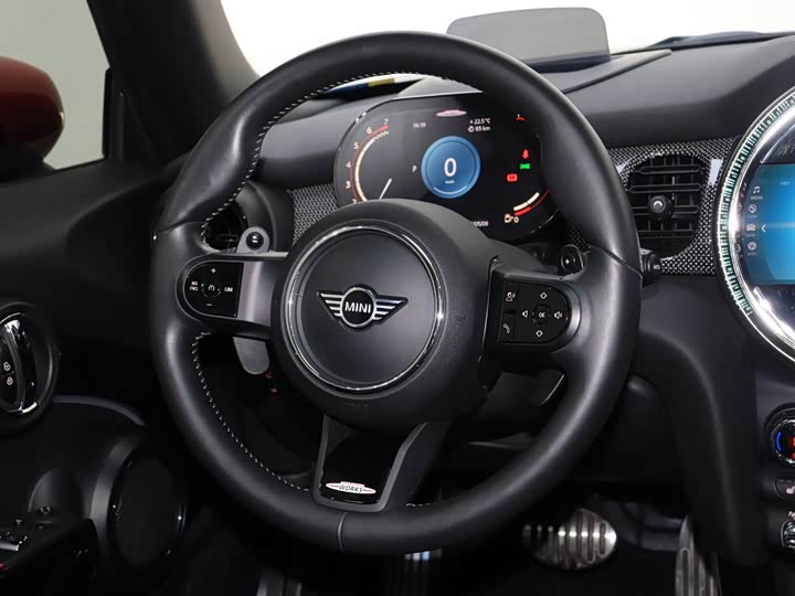 MINI Hatch — фото 17