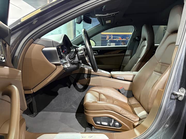 Porsche Panamera 2017 Panamera 4 Sport Turismo 3.0 T — фото 6