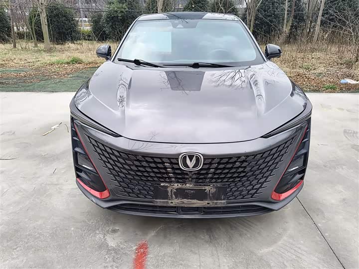 Changan UNI-T 2020 1.5 T Flagship — фото 3