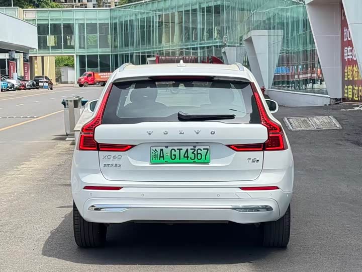 Volvo XC60 Hybrid 2025 Hybrid 4 WD — фото 12