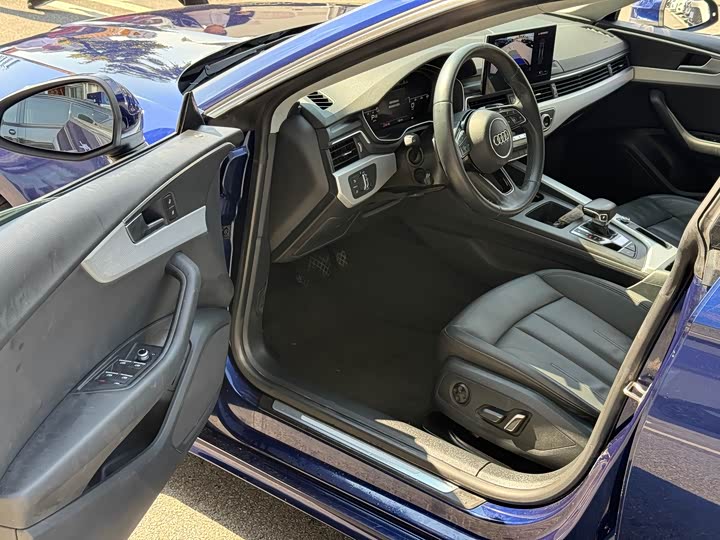 Audi A5 2021 Sportback 40 TFSI — фото 4