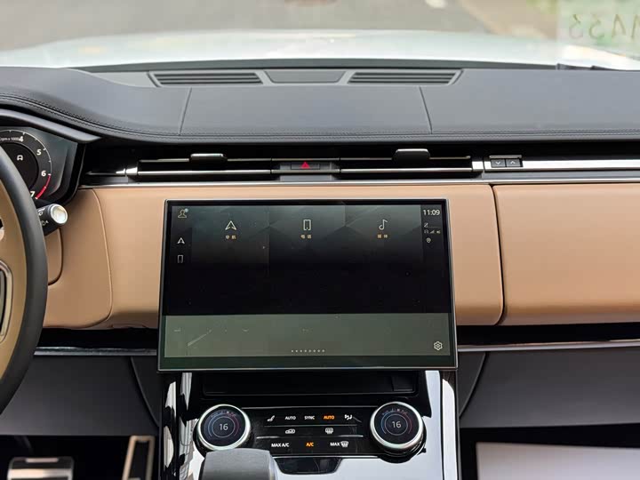 Land Rover Range Rover Sport — фото 16