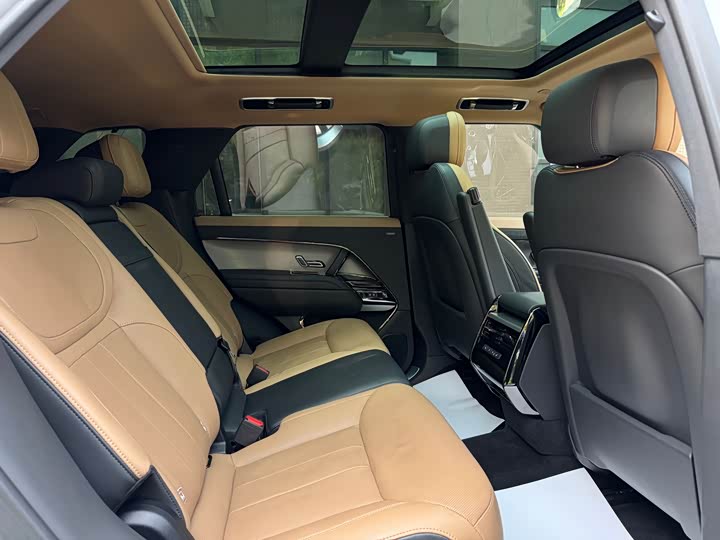 Land Rover Range Rover Sport — фото 13