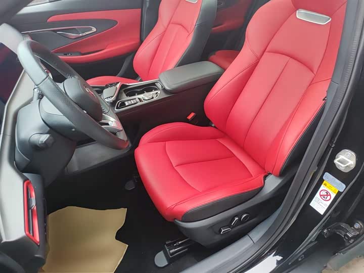 Changan UNI-T 2020 1.5 T Flagship — фото 15