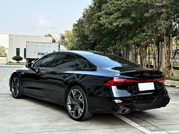 Audi A7L 45 TFSI quattro — фото 15
