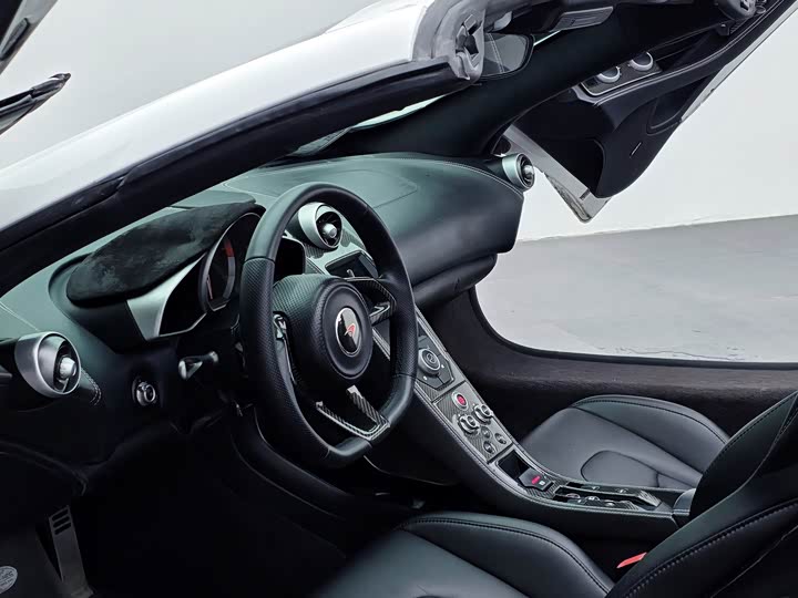McLaren 12 2013 3.8 T SPIDER — фото 26