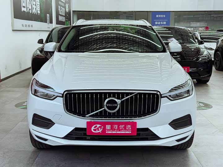 Volvo XC60 2019 T 5 4 WD VI — фото 2