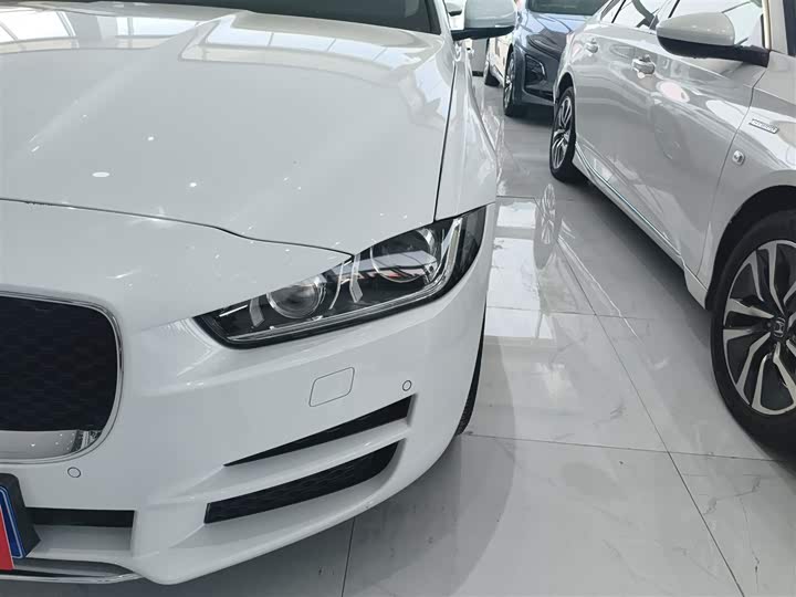 Jaguar XEL 2019 2.0 T 200 PS — фото 24
