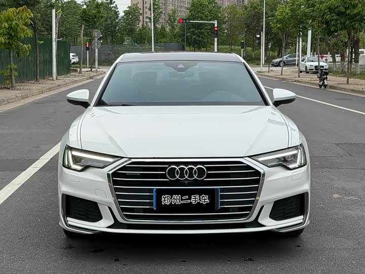 Audi A6L 2019 45 TFSI quattro — фото 2
